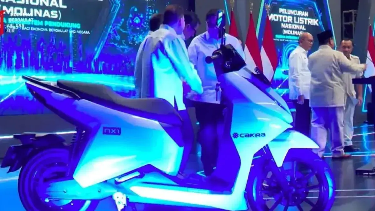 Molinas (Motor Listrik Nasional) yang diresmikan Presiden RI Prabowo. (Tangkapan layar Youtube Sekpres)