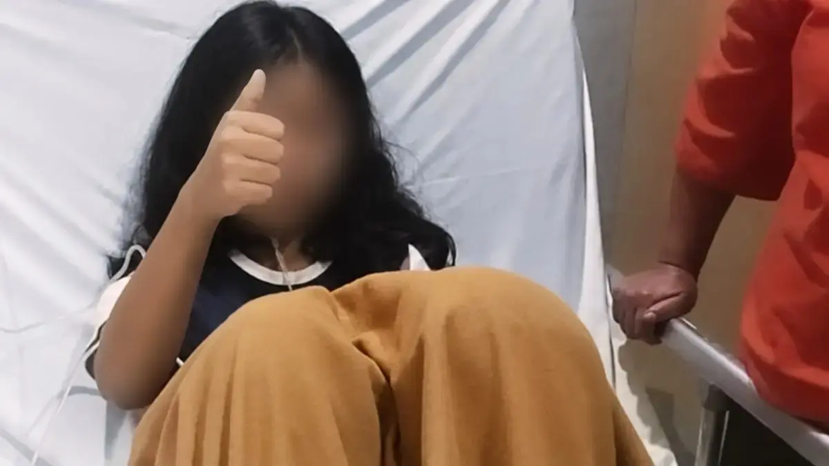 Feby br Purba, siswi keracunan MBG kembali mendapat perawatan medis karena racun jamur masuk ke saraf kepalanya. (Sumut Pos)