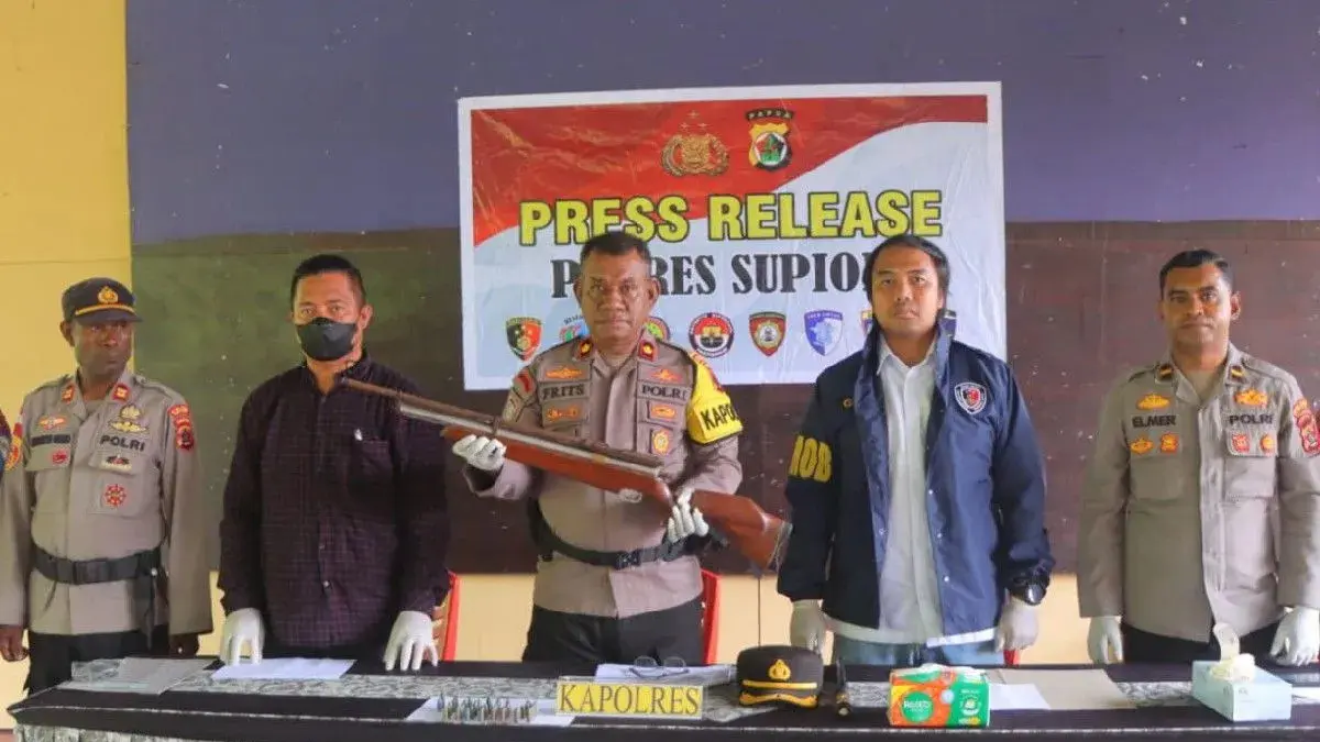 Kapolres Supiori Kompol Frits Erari. (ANTARA/HO/Humas Polda Papua)