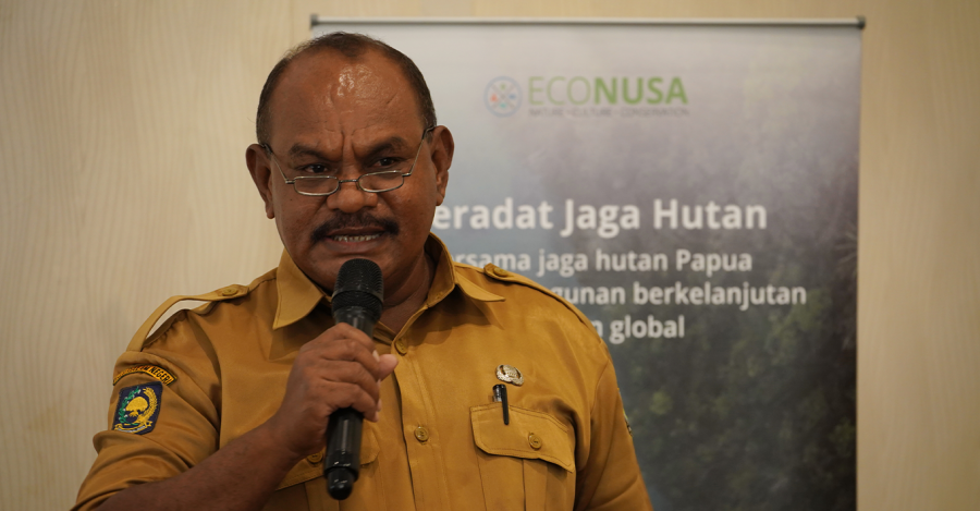 Drs Ruland R. Sarwom, M.Si*)