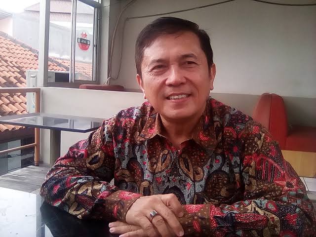 Dr. Abidin Siregar