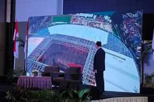 Gubernur DKI Jakarta Anies Baswedan Pamer Kemegahan Jakarta Internasional Stadium di Makassar. (Ikbal/Fajar)