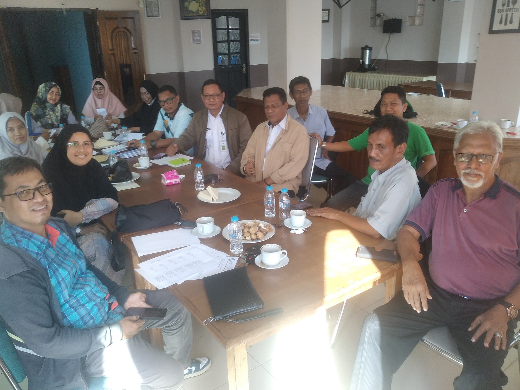 MUSKER SIAP DIGELAR: Ketua Panitia Musker IA-KPMKT Cabang Kaltara, Rusli Abdul Rahman, SH dan Ketua Umum IA-KPMKT Cabang Kaltara, H. Abdul Khair, SE.