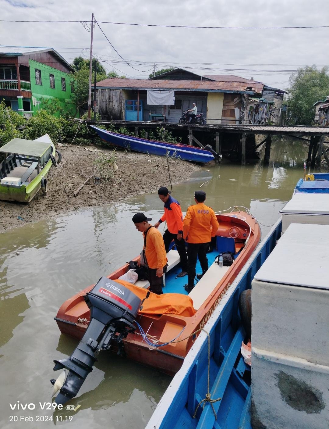 SEMPAT DICARI: Tiga pemancing yang sebelumnya disebutkan hilang di perairan Sebatik, selamat dan berada di Imigrasi Tawau. FOTO: DOK BPBD NUNUKAN