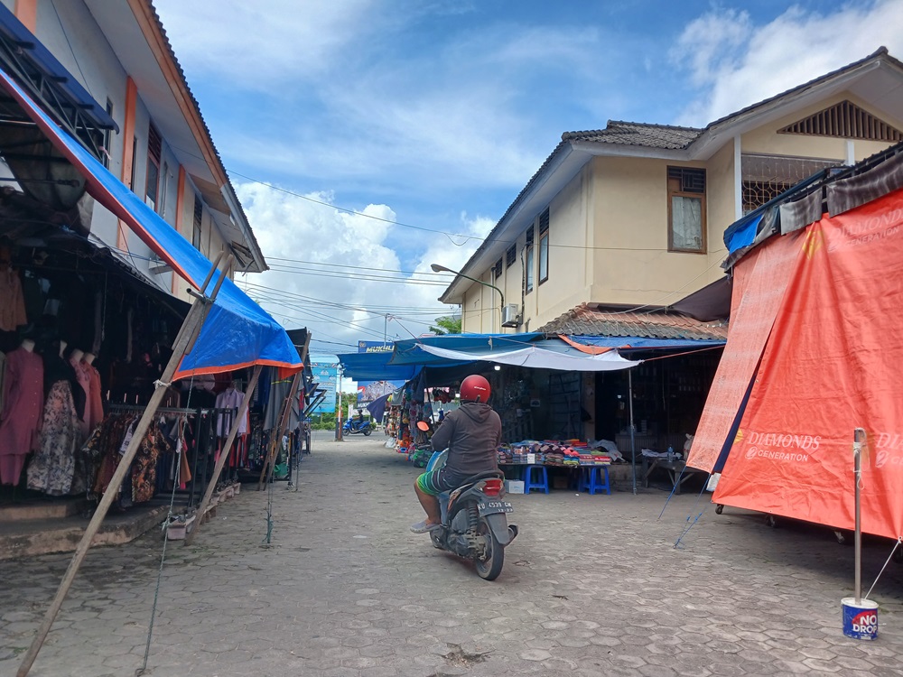 BERPOLEMIK: THM Plaza Tarakan merupakan salah satu ikon pusat perbelanjaan di Kalimantan Utara. FOTO: AGUS DIAN ZAKARIA/RADAR TARAKAN