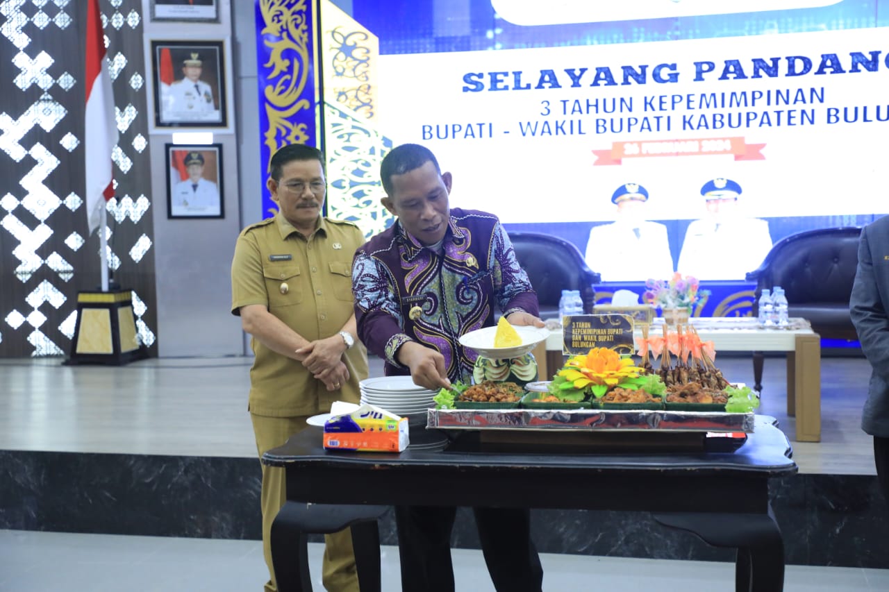 Istimewa MASA JABATAN: Peringatan 3 tahun kepemimpinan Bupati dan Wabup Bulungan pasangan Syarwani-Ingkong Ala.