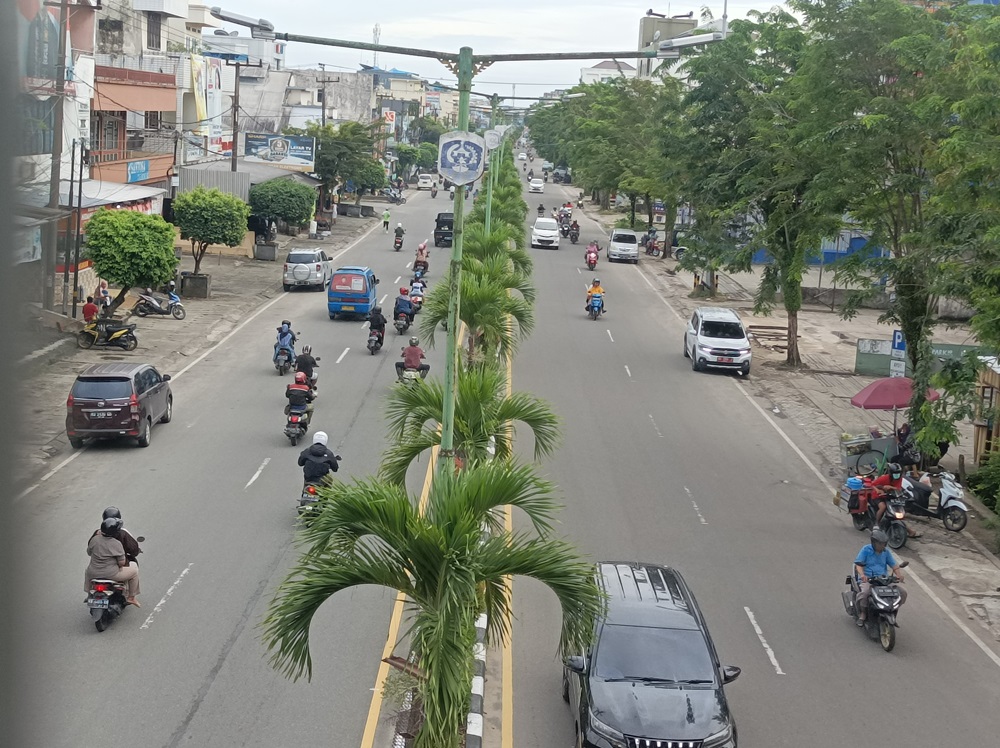 FOTO: AGUS DIAN ZAKARIA/RADAR TARAKAN SEGERA BERSOLEK: Sejumlah penerangan jalan umum di Tarakan direncanakan akan menggunakan LED.