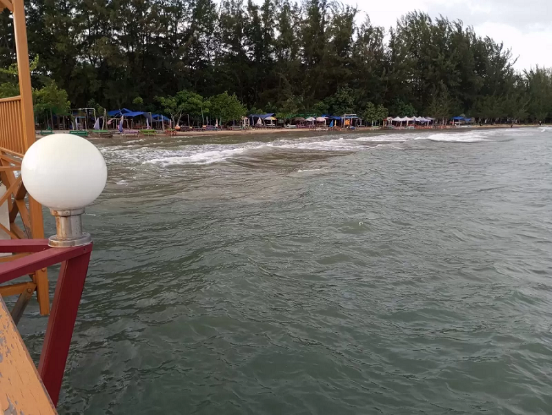 KP PASANG LAUT: Kondisi pesisir Balikpapan di area Pantai Manggar Balikpapan Timur.