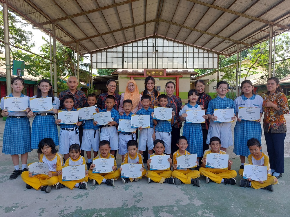 DINA ANGELINA/KP MEMBANGGAKAN: Sebanyak 20 siswa SD Tunas Budi Luhur Balikpapan berhasil meraih prestasi di IKMC 2024.