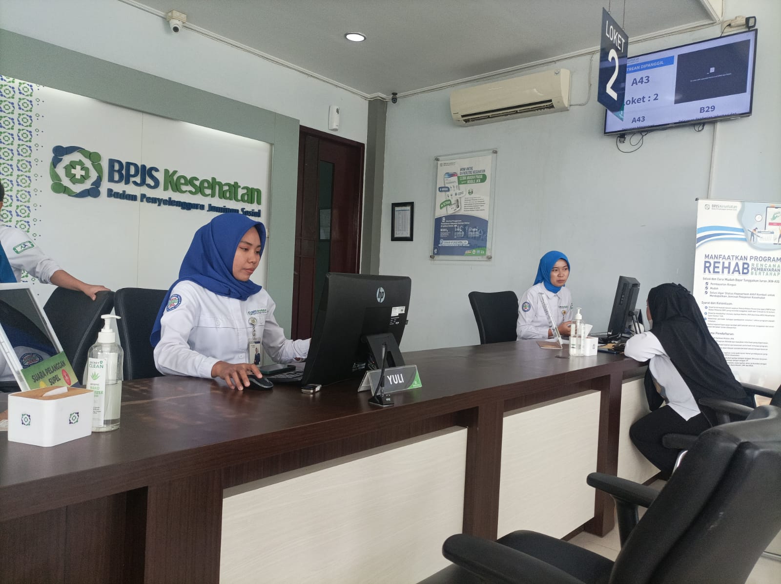 LAYANAN BPJS: BPJS Kesehatan mulai menerapkan denda bagi penunggak iuran. FOTO: AGUS DIAN ZAKARIA/RADAR TARAKAN