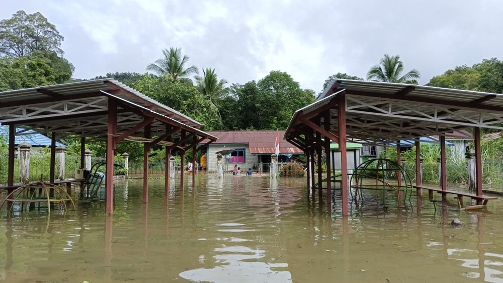 IST PERLU DIWASPADAI: Banjir melanda sejumlah desa dan kecamatan di Malinau.