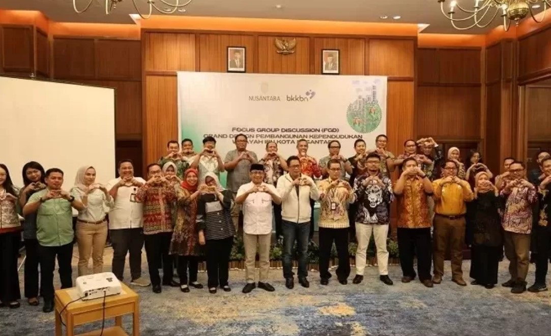 ISTIMEWA SUSUN KEBIJAKAN: Otorita IKN dan BKKBN dalam Focus Group Discussion (FGD) Grand Design Pembangunan Kependudukan (GDPK) di Hotel Gran Senyiur, Balikpapan, Jumat (21/6).