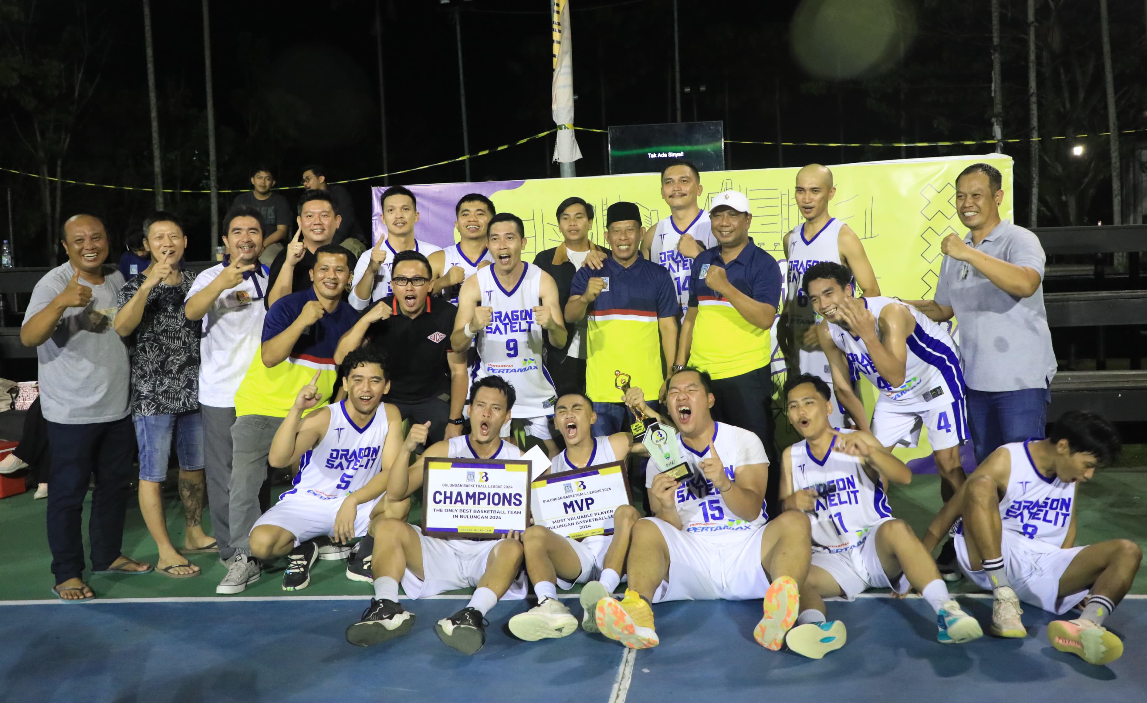 ISTIMEWA OLAHRAGA: Bupati Bulungan, Syarwani menghadiri final Liga Basket gelaran Perbasi Bulungan di Lapangan Ahmad Yani.