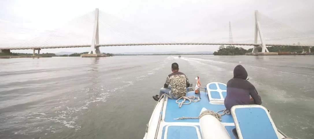 FOTO: ISTIMEWA PENGHUBUNG: Jembatan Pulau Balang yang hampir rampung 100 persen dilihat dari sisi laut. Dishub dan ASDP bersiap-siap membuka rute baru.