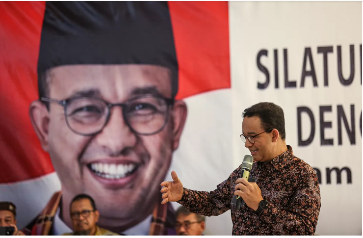 REGULASI PILKADA: Mantan Gubernur DKI Jakarta, Anies Baswedan berharap anggota DPR berpikir jernih saat membahas Undang-Undang Pilkada. &nbsp;(MIFTAHUL HAYAT/JAWA POS)