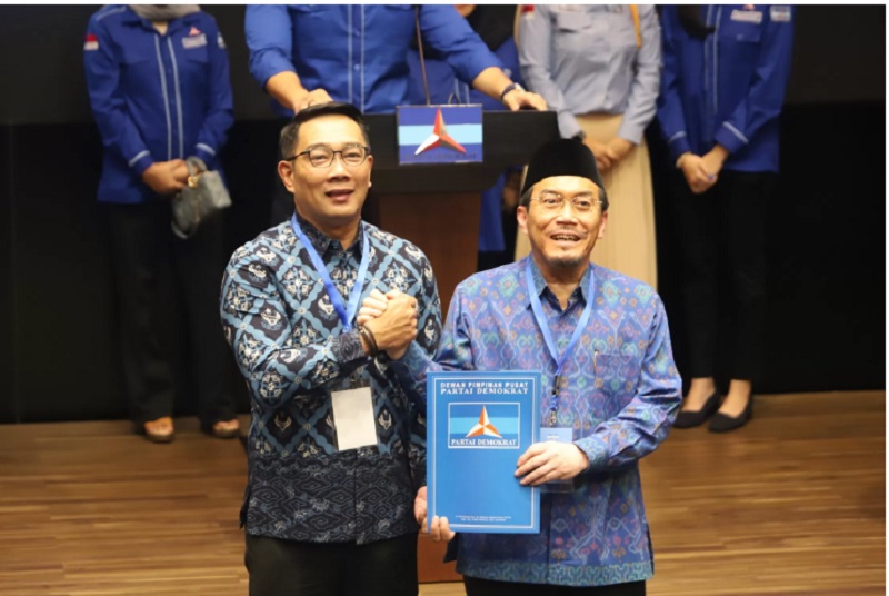 KONTESTASI: Calon Gubernur dan Calon wakil Gubernur Provinsi DKI Jakarta Ridwan Kamil dan Suswono. (Dery Ridwansah/ JawaPos.com)