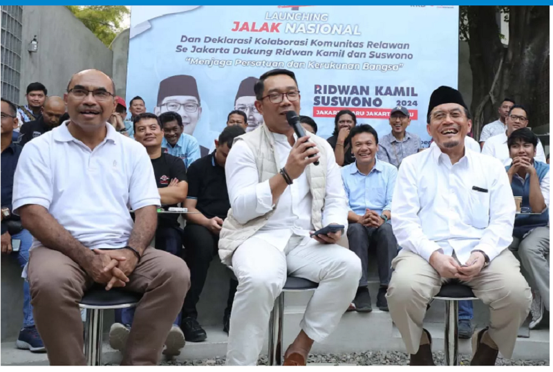 URUS JAKARTA: Calon Gubernur DKI Jakarta Ridwan Kamil dan Calon Wakil Gubernur Suswono saat ditemui Kawasan Jakarta, Minggu (1/9/2024). (Fedrik Tarigan/ Jawa Pos)