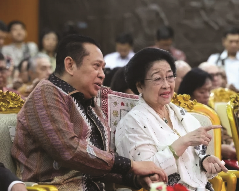 TOKOH: Ketua MPR Bambang Soesatyo (kiri) dan Ketua Umum PDIP sekaligus putri dari proklamator, Ir. Soekarno, Megawati Soekarnoputri. (Istimewa)