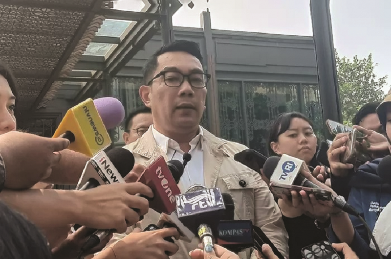 KONTESTASI: Bakal calon Gubernur DKI Jakarta Ridwan Kamil larang timnya melakukan kampanye politik uang. (Royyan/JawaPos.com)