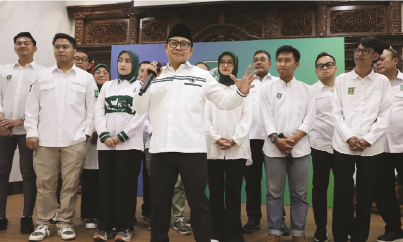 KEPEMIMPINAN: Ketua Umum Partai Kebangkitan Bangsa Muhaimin Iskandar didampingi sejumlah pengurus DPP PKB di Jakarta. (Fedrik Tarigan/ Jawa Pos)