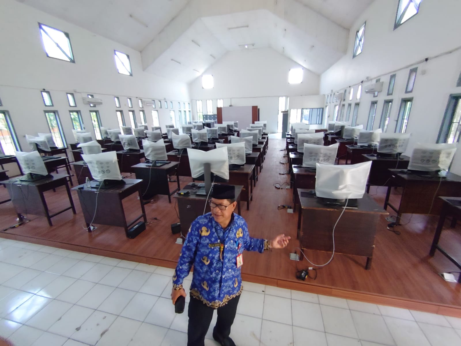 RIKO ADITYA/RADAR TARAKAN PERSIAPAN MATANG: Tempat pelaksanaan CPNS standar BKN dipastikan telah dimatangkan untuk penggunaan seleksi CPNS dan PKKK di Nunukan.