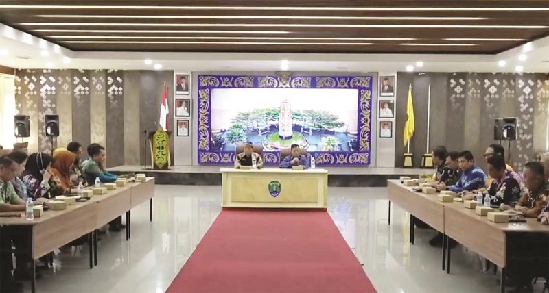 ISTIMEWA BERI ARAHAN : Pjs Bupati Bulungan memimpin rapat bersama OPD di lingkup Pemda Bulungan.