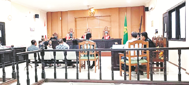 SUNARDI/KP KONFRONTIR: Sejumlah saksi-saksi penting dipertemukan pada persidangan pemeriksaan saksi dalam sidang dugaan korupsi KWH listrik.