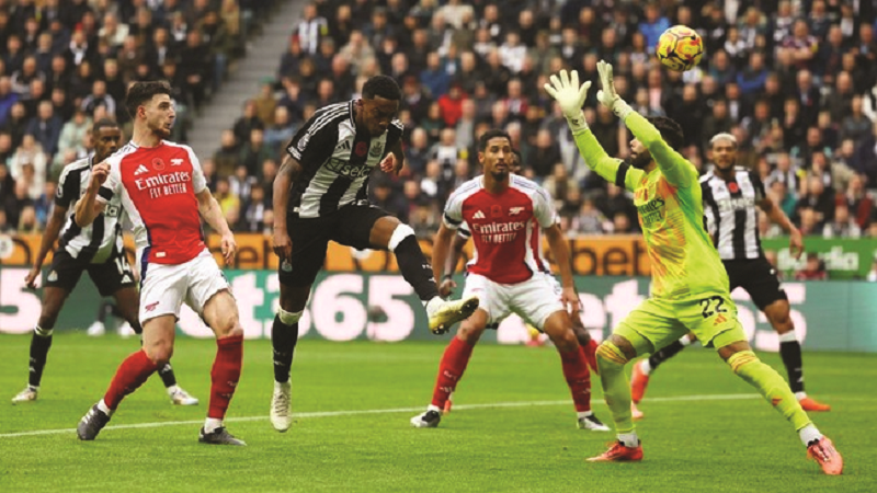 Reuters/Lee Smith TAKLUK: Arsenal dipaksa menyerah 0-1 dari Newcastle United.