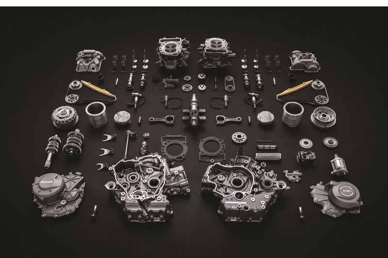 DUCATI INDONESIA RINGAN: Mesin V2 Ducati terbaru, mesin dua silinder paling ringan.