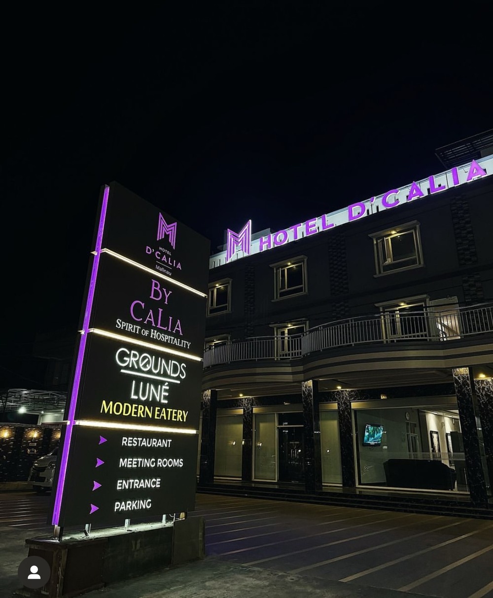 Hotel By D