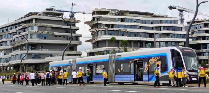 DOK/KP OBJEK WISATA BARU: Berdasarkan catatan OIKN kunjungan wisatawan lokal ke IKN mencapai 5 ribu orang setiap hari.
