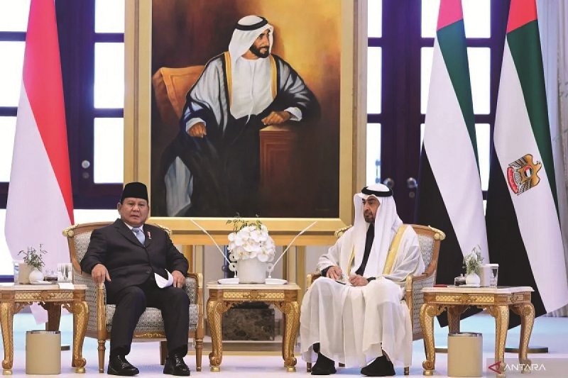 ANTARA/HO-Biro Pers Sekretariat Presiden SAMPAIKAN TERIMA KASIH: Presiden Republik Indonesia Prabowo Subianto dan Presiden Persatuan Emirat Arab (PEA) Sheikh Mohamed bin Zayed Al Nahyan (MBZ) di Qasr