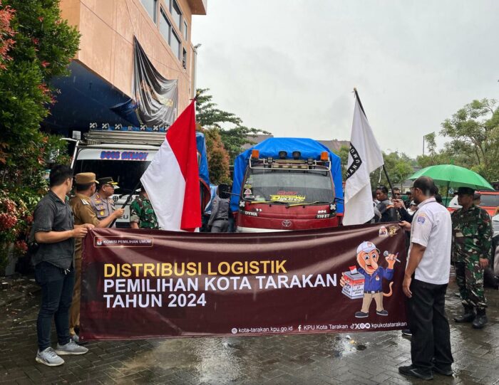 DIDISTRIBUSIKAN: Logistik Pilkada di Kota Tarakan mulai didistribusikan.