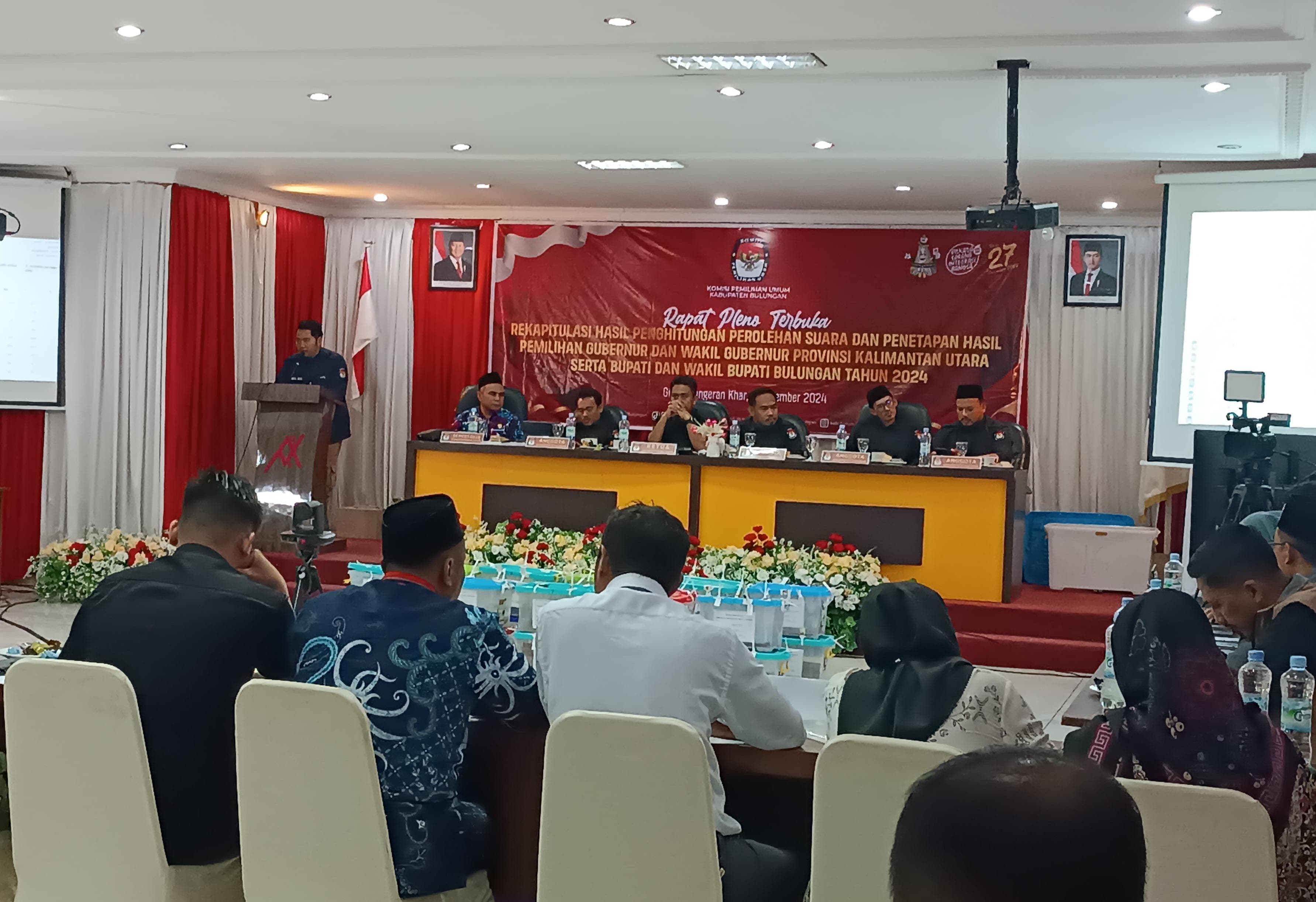 IWAN K/RADAR TARAKAN DEMOKRASI: Pelaksanaan rapat pleno terbuka rekapitulasi hasil penghitungan perolehan suara Pilkada 2024 di Bulungan.