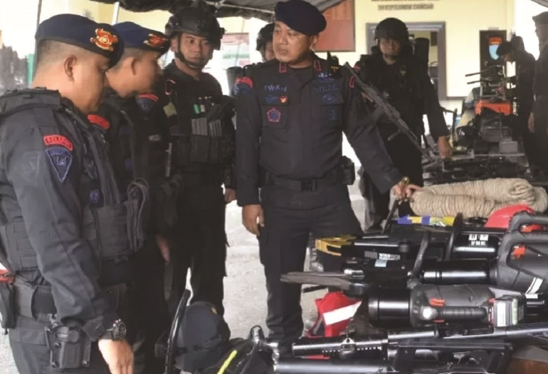 KP SIAGA: Selain pengamanan pemilu dan penanganan bencana, pengecekan peralatan pendukung rutin dilakukan.