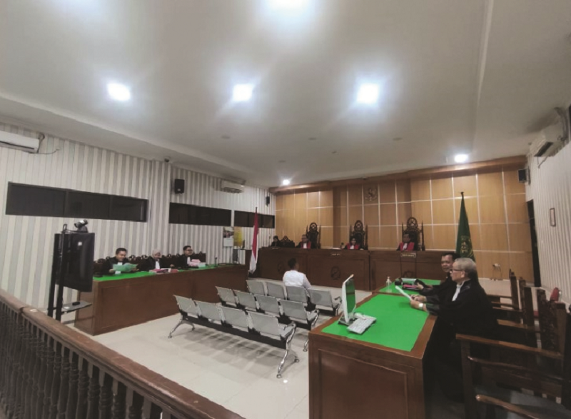 ADIEL KUNDHARA/KP SIDANG: Majelis hakim Pengadilan Tipikor Samarinda menggelar sidang dengan terdakwa mantan Dirut PT BPR Bontang Sejahtera (anak usaha Perumda AUJ) Yudi Lesmana.