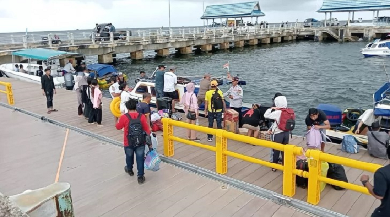 SENO/BP DIBATASI: Penyeberangan dari Pelabuhan Sidayang menuju Pulau Derawan atau Pulau Maratua dibatasi hingga pukul 18.00 Wita setiap harinya.