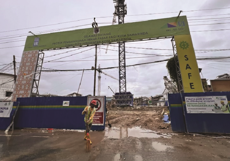 KP PERCEPATAN PEMBANGUNAN: Proyek revitalisasi Pasar Pagi hingga saat ini masih dikebut oleh Dinas PUPR Kota Samarinda.