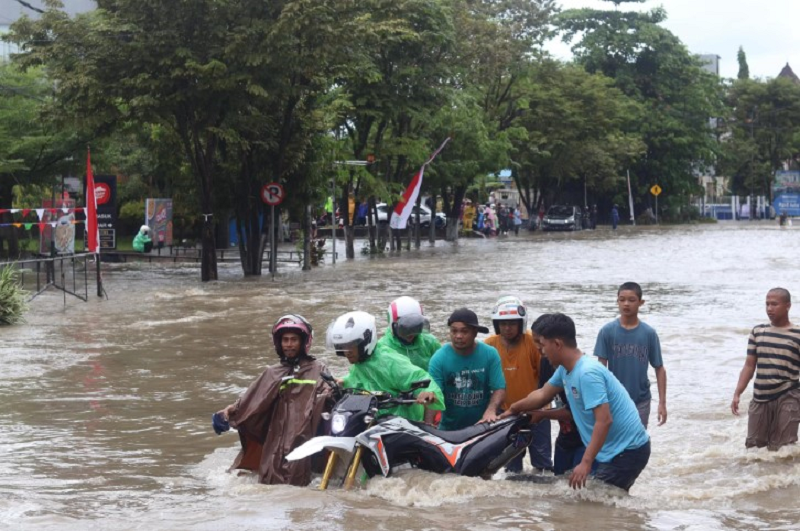 ANGGI PRADITHA/KP ILUSTRASI: Anomali iklim dalam musim penghujan berpotensi menimbulkan banjir dan tanah longsor.