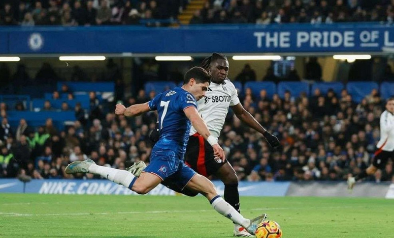 Chelsea ALAMI KEKALAHAN: Chelsea harus menelan pil pahit dalam Derby London Barat setelah kalah 1-2 dari Fulham pada pekan ke-18 Liga Inggris di Stamford Bridge, Jumat (27/12).