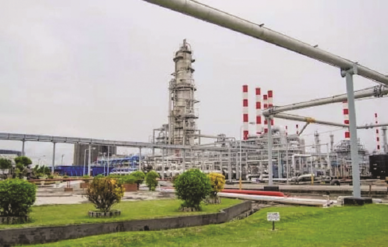 DIESEL: Ilustrasi produksi BBM. Rencana pemerintah memproduksi B40 dinilai harus diimbangi dengan peningkatan produksi CPO. (Istimewa)