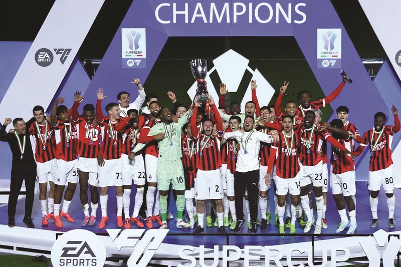 open B2 JUARA: AC Milan menang dramatis, sekaligus menjadi juara Super Copa Italia usai mengalahkan Inter Milan 3-2.