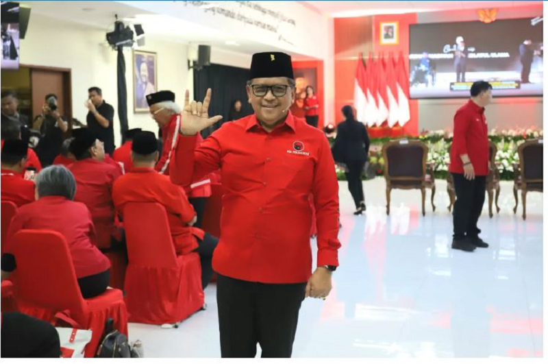 JADI TERSANGKA: Sekjen DPP PDIP Hasto Kristiyanto hadir pada HUT PDIP ke-52 di Sekolah Partai PDIP, Jakarta. (Dery Ridwansah/ JawaPos.com)