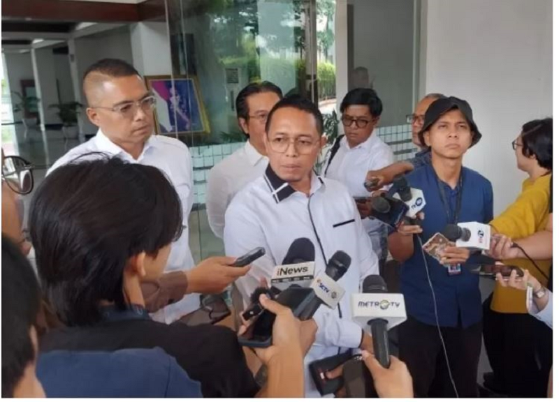 SINKRONISASI: Kepala Kantor Komunikasi Kepresidenan Hasan Nasbi saat menyampaikan keterangan kepada sejumlah media. (ANTARA/Andi Firdaus)&nbsp;