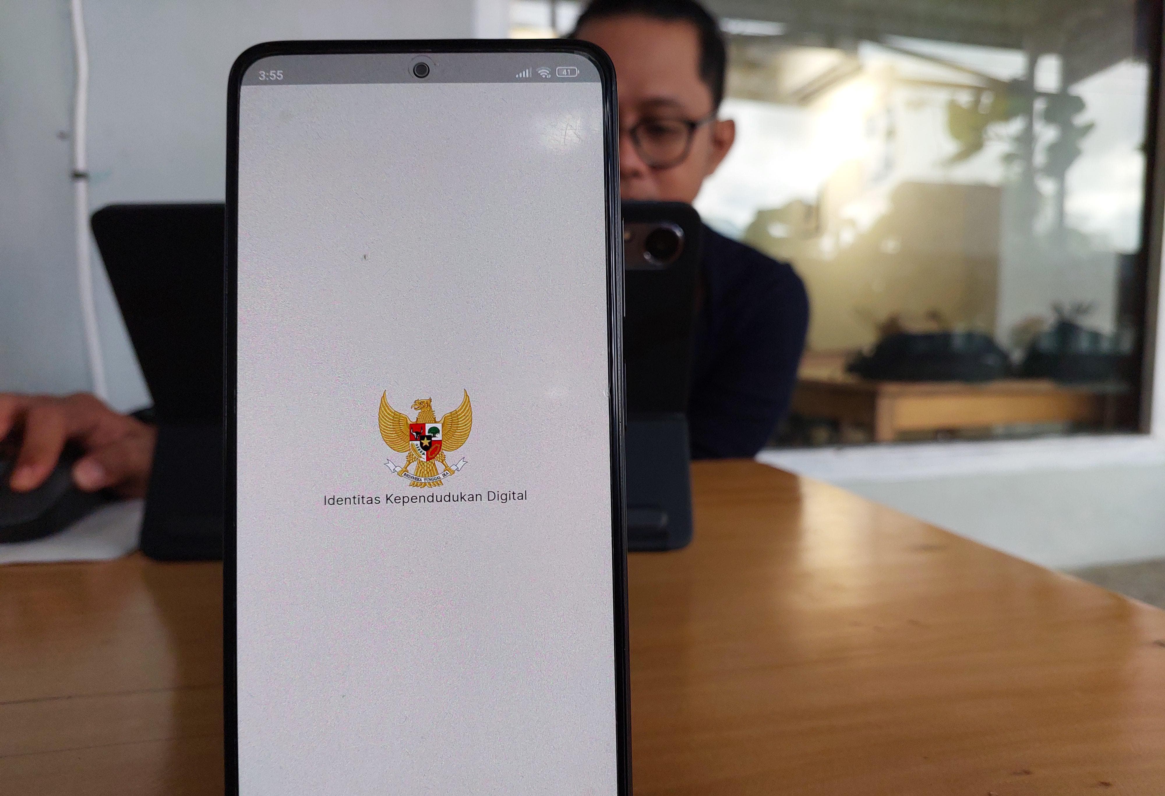 IDENTITAS: Jenis tampilan terbaru akun IKD. FOTO: IWAN K/RADAR TARAKAN