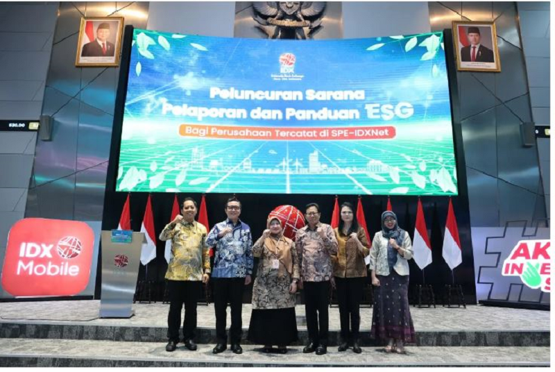 DILUNCURKAN: PT Bursa Efek Indonesia (BEI) meluncurkan Environmental, Social, and Governance Reporting (ESG Reporting) di Main Hall BEI, Jakarta, Rabu (22/01/2025). (BEI)