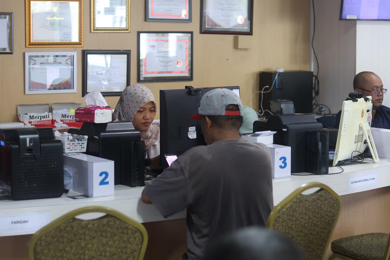 ANGGI PRADITHA/KP PERLU DATA VALID: Disdukcapil Balikpapan mempersiapkan pendataan bagi penduduk nonpermanen. Sebab jumlah penduduk yang tercatat secara administrasi jauh berbeda dengan total secara f