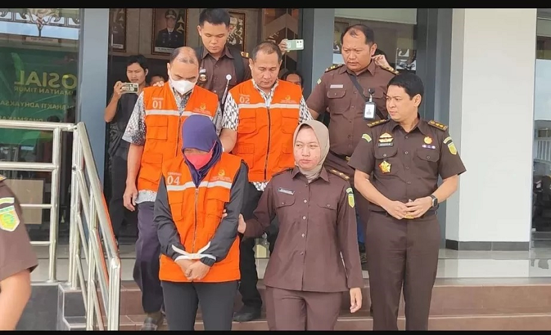 DOK/KP DALANG: Yanni Oktavina setelah menikmati hampir Rp 6,2 miliar selama menjadi bendahara di RSUD AW Sjahranie.