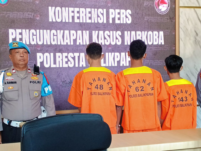 Syahrul/KP BONGKAR: Polisi Balikpapan ringkus jaringan narkoba di Balikpapan Barat.