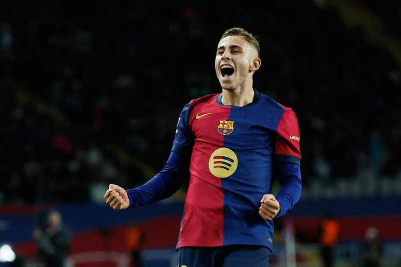AP Photo/Joan Monfort TOLAK TAWARAN: Wonderkid Barcelona Fermin Lopez tolak tawaran Manchester United.